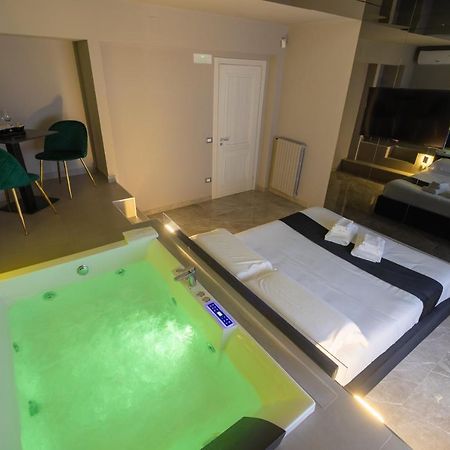 פלרמו Maximum Exclusive Suite & Spa מראה חיצוני תמונה