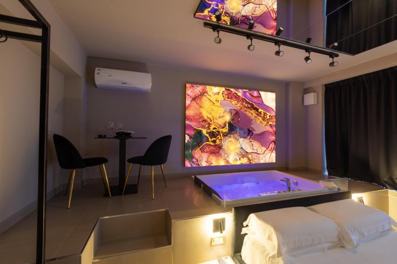 פלרמו Maximum Exclusive Suite & Spa מראה חיצוני תמונה