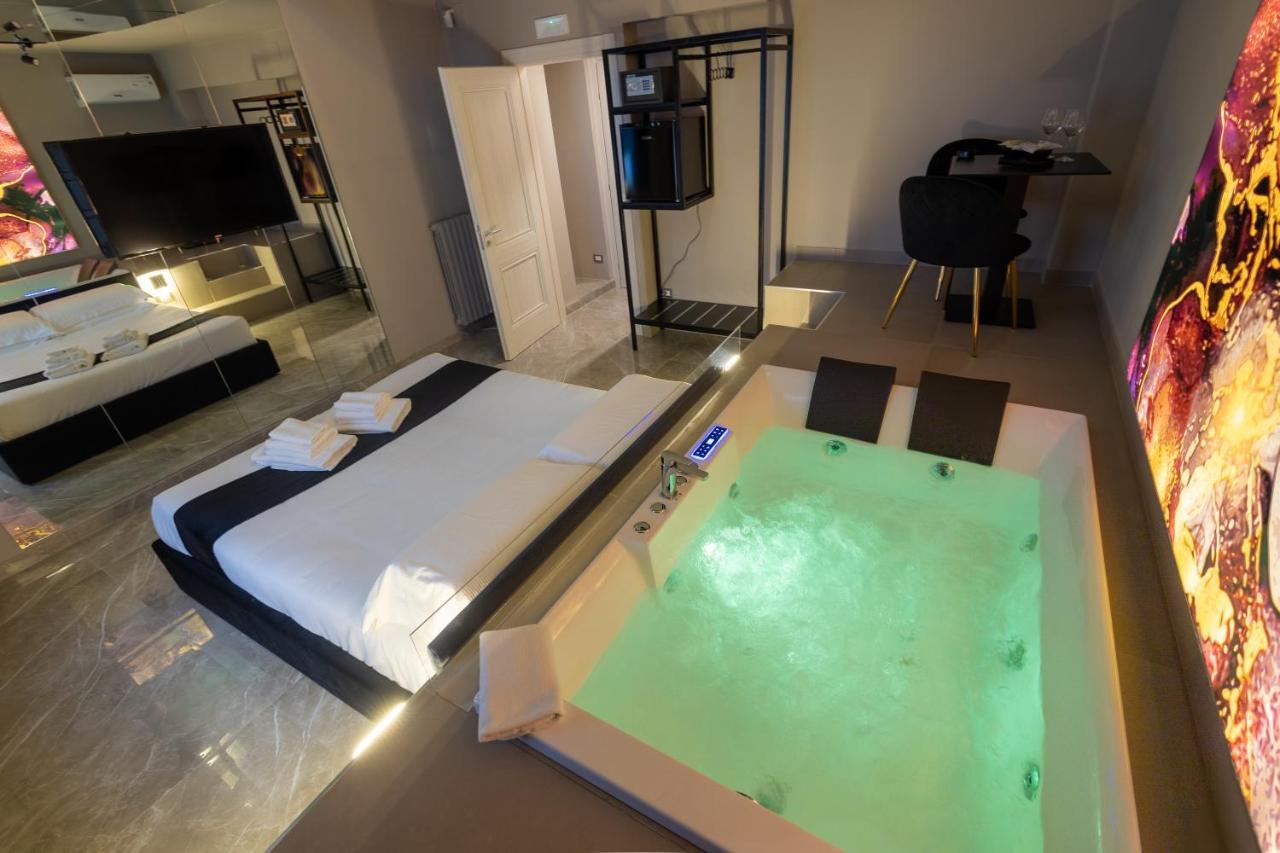 פלרמו Maximum Exclusive Suite & Spa מראה חיצוני תמונה