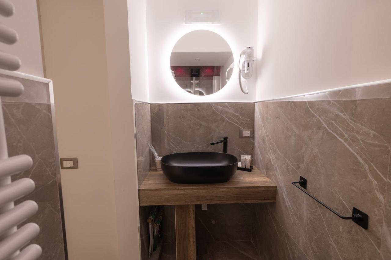 פלרמו Maximum Exclusive Suite & Spa מראה חיצוני תמונה