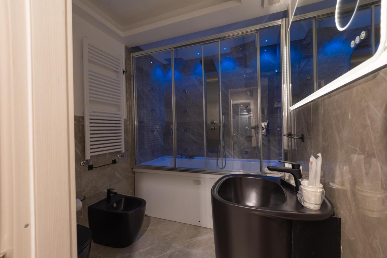פלרמו Maximum Exclusive Suite & Spa מראה חיצוני תמונה