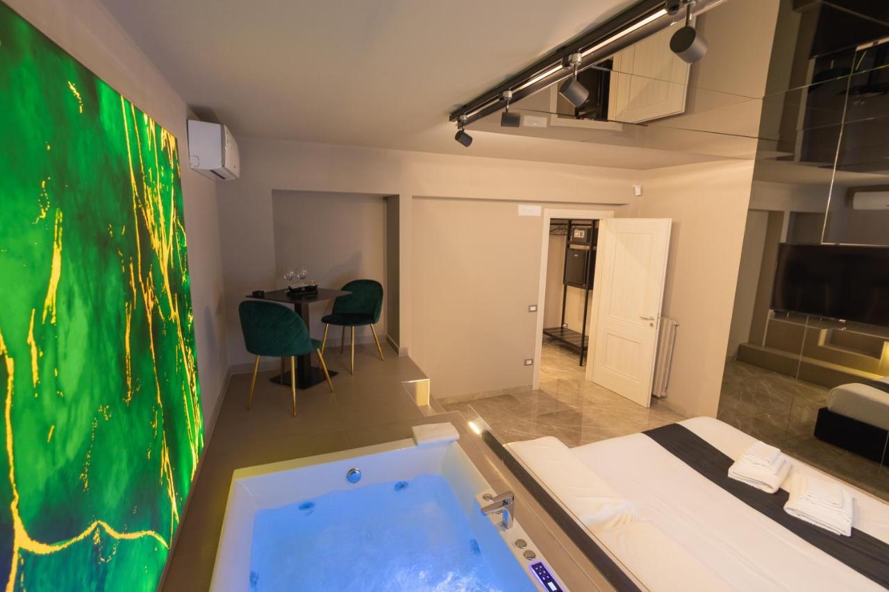 פלרמו Maximum Exclusive Suite & Spa מראה חיצוני תמונה